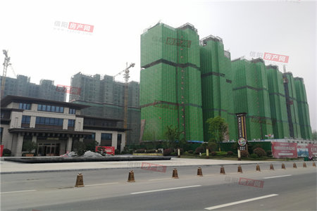 南湖正大·繁华新城3室2厅2卫115万135m2出售